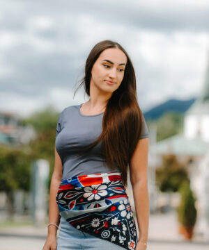 Exkuzívna hodvábna šatka SLOVENSKÁ VLAJKA, 90 x 90cm, Vyrobené na Slovensku – Obrázok 12