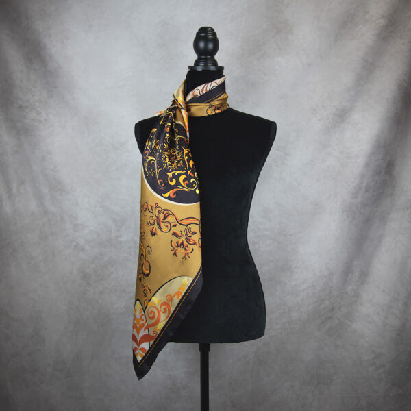 Exkluzívna hodvábna šatka ORNAMENT - MEDENÝ, 90 x 90cm, Vyrobené na Slovensku - Image 5