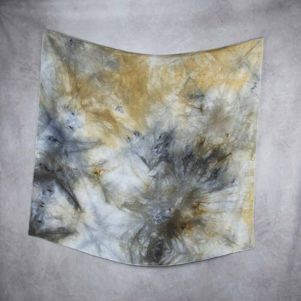 Hodvábna šatka VZOR_93, 80 x 90cm, Vyrobené na Slovensku – Obrázok 2