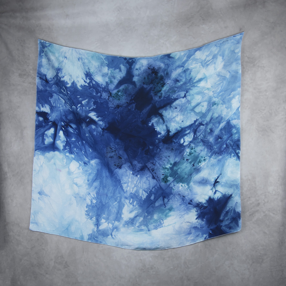 Hodvábna šatka VZOR_95, 85 x 90cm, Vyrobené na Slovensku – Obrázok 2
