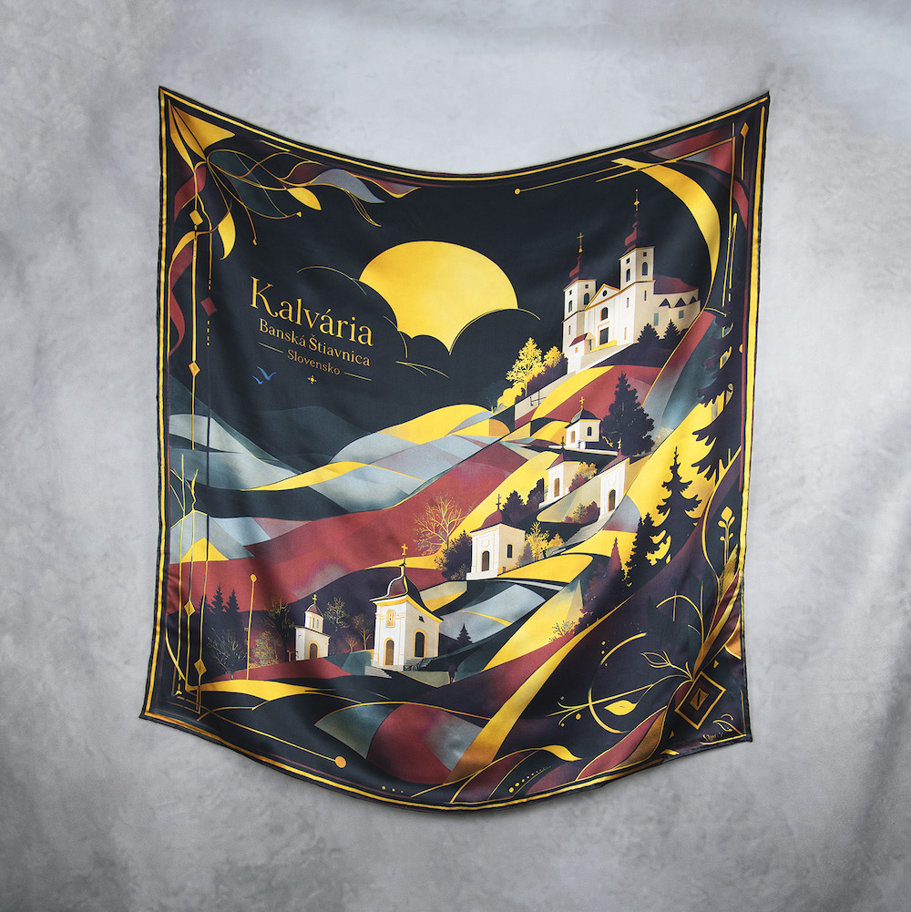 Hodvábna šatka KALVÁRIA - BÁNSKA ŠTIAVNICA, ČIERNA, 90 x 90cm, Vyrobené na Slovensku – Obrázok 2