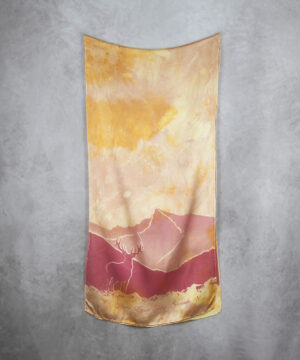 Alternative view of Hodvábny šál - VYSOKÉ TATRY – KRIVÁŇ, LIMITED_02, Výrobený na Slovensku