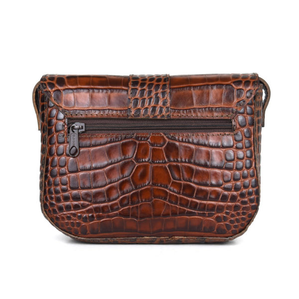 Malá kabelka crossbody z hovädzej kože s dezénom krokodíla v hnedej farbe - Image 8
