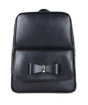 Exkluzívny kožený ruksak z pravej hovädzej kože č.8666 v čiernej farbe