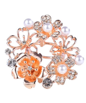 Alternative view of Nádherná brošňa na šatku a šál v podobe kvetín