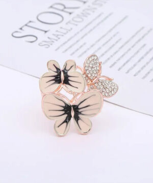 Trojprstenec pre šále a šatky s krémovými motýľmi